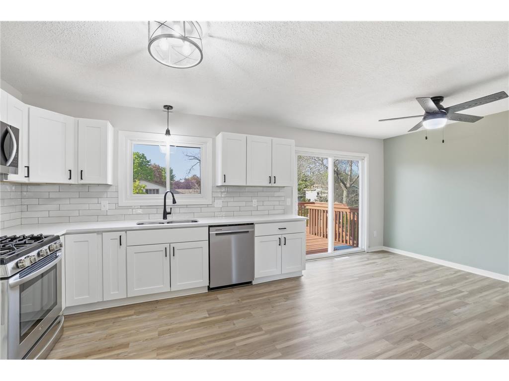 8016 81st Avenue N Brooklyn Park MN 55445 7075528 image3