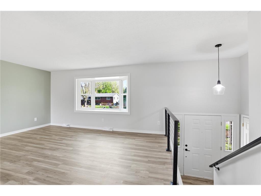 8016 81st Avenue N Brooklyn Park MN 55445 7075528 image8