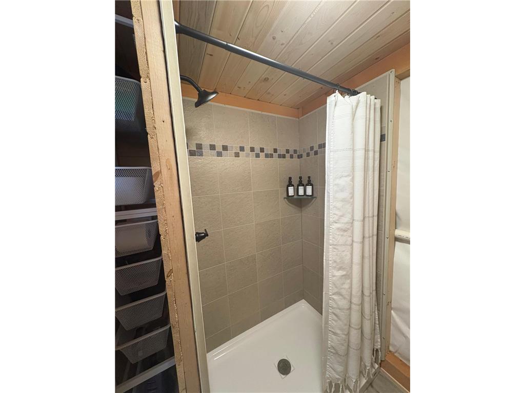 8016 Gunflint Trail Grand Marais MN 55604 - Poplar Lake 7082331 image14