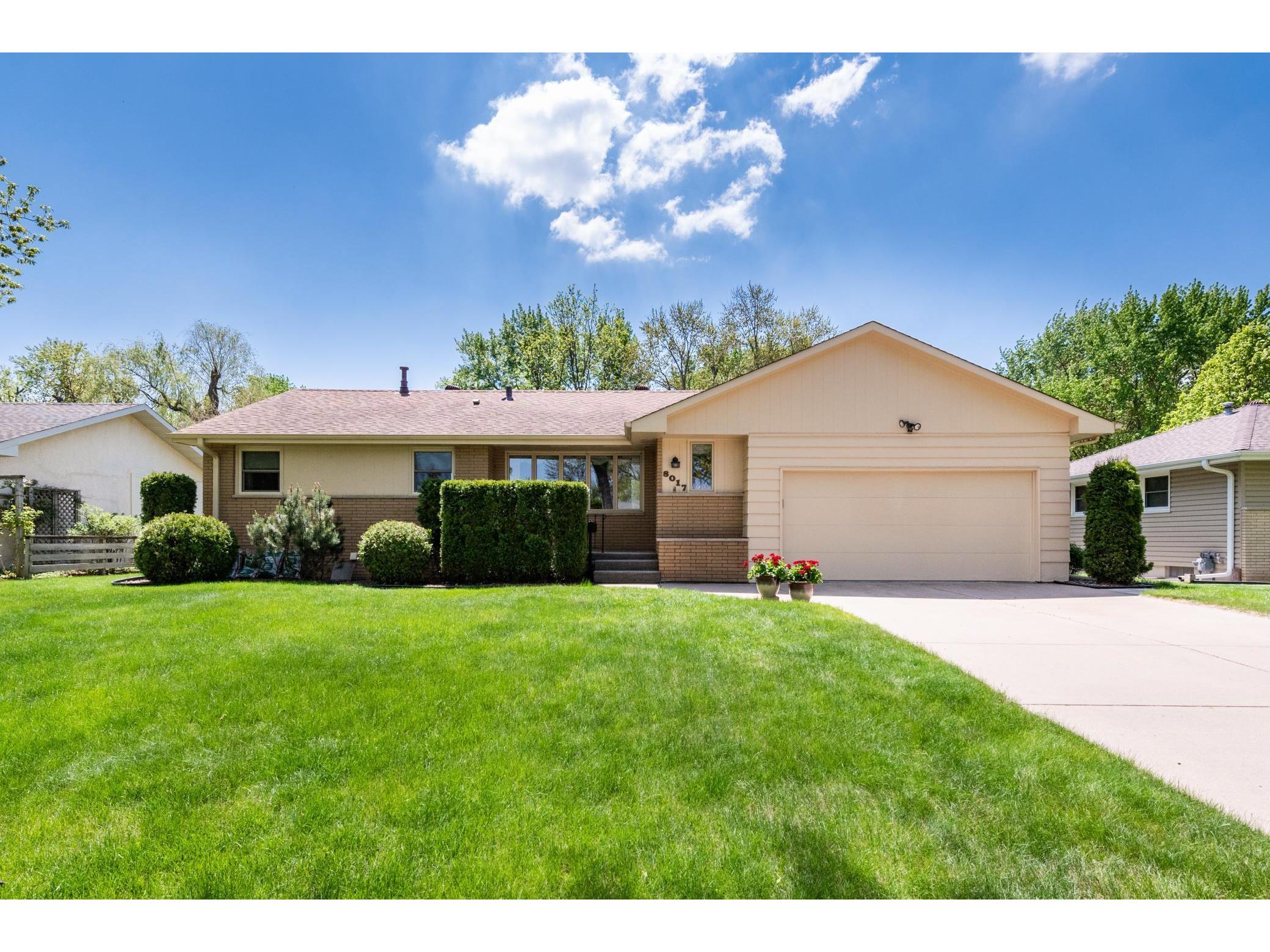 8017 40th Avenue N, New Hope, MN 55427 MLS 5742498 Edina Realty