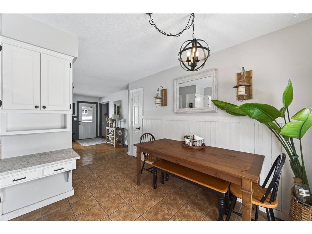 8018 33rd Place N Crystal MN 55427 7013044 image12