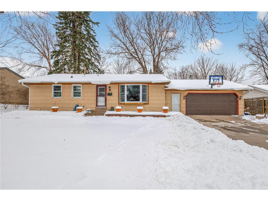 8018 33rd Place N Crystal MN 55427 7013044 image2