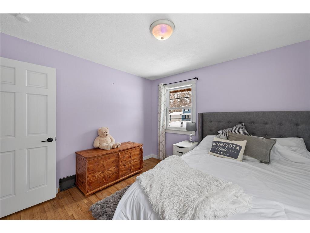 8018 33rd Place N Crystal MN 55427 7013044 image29