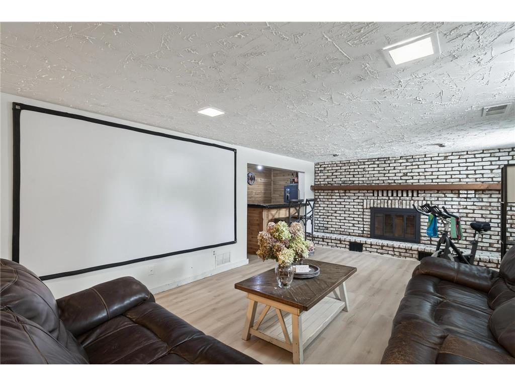 8018 33rd Place N Crystal MN 55427 7013044 image36