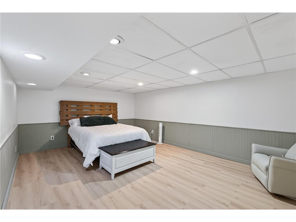 8018 33rd Place N Crystal MN 55427 7013044 image37