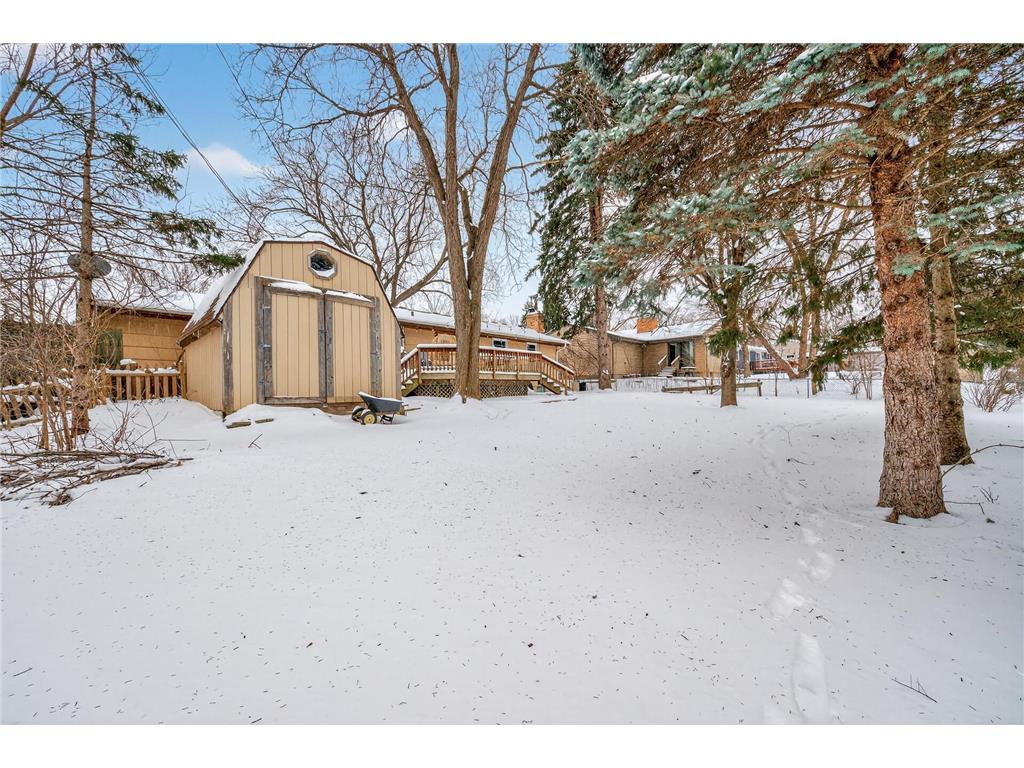 8018 33rd Place N Crystal MN 55427 7013044 image47