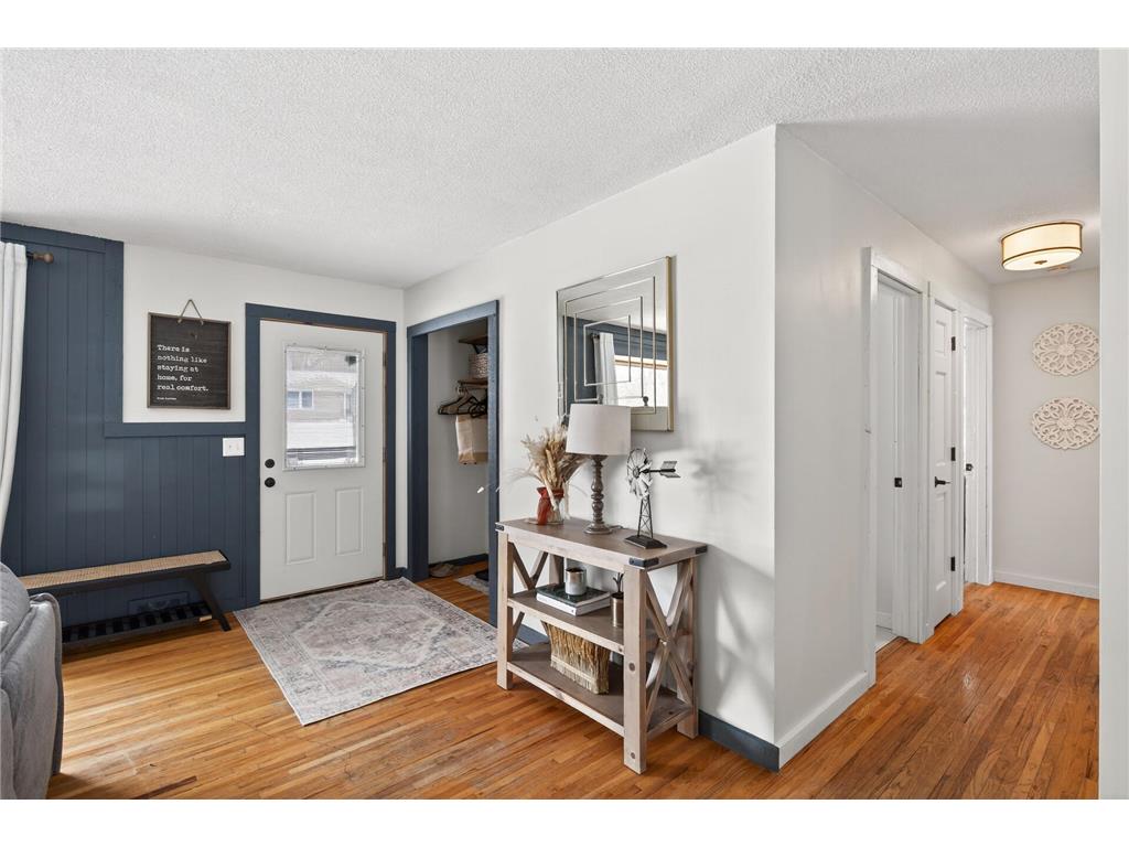 8018 33rd Place N Crystal MN 55427 7013044 image9