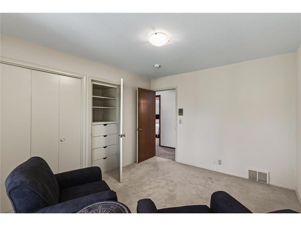 8018 Westwood Hills Drive Saint Louis Park MN 55426 7069444 image24