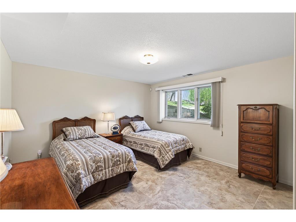 8018 Westwood Hills Drive Saint Louis Park MN 55426 7069444 image33