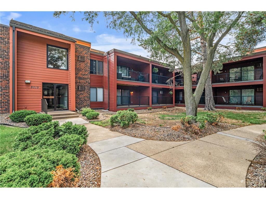 8019 Xerxes Avenue S #202 Bloomington MN 55431 6738639 image2