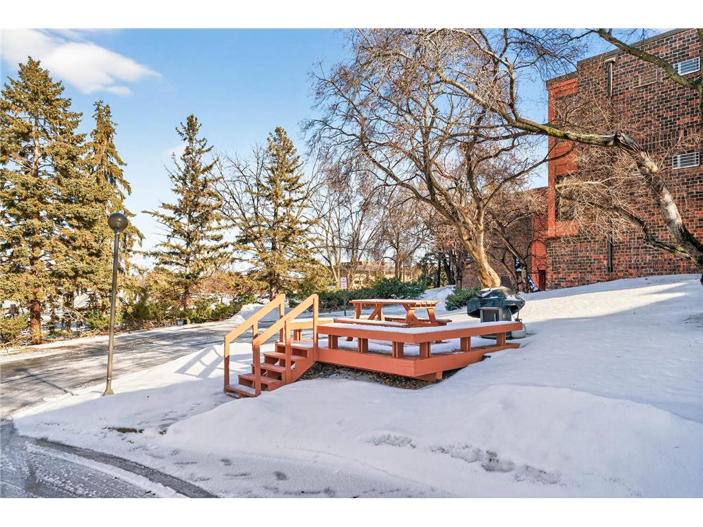 8019 Xerxes Avenue S #202 Bloomington MN 55431 7006453 image31