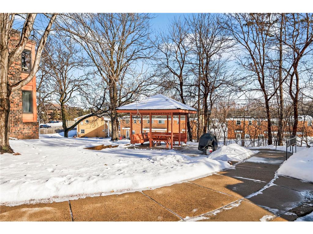 8019 Xerxes Avenue S #202 Bloomington MN 55431 7006453 image32