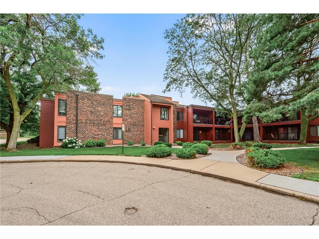 8019 Xerxes Avenue S #204 Bloomington MN 55431 6753076 image1