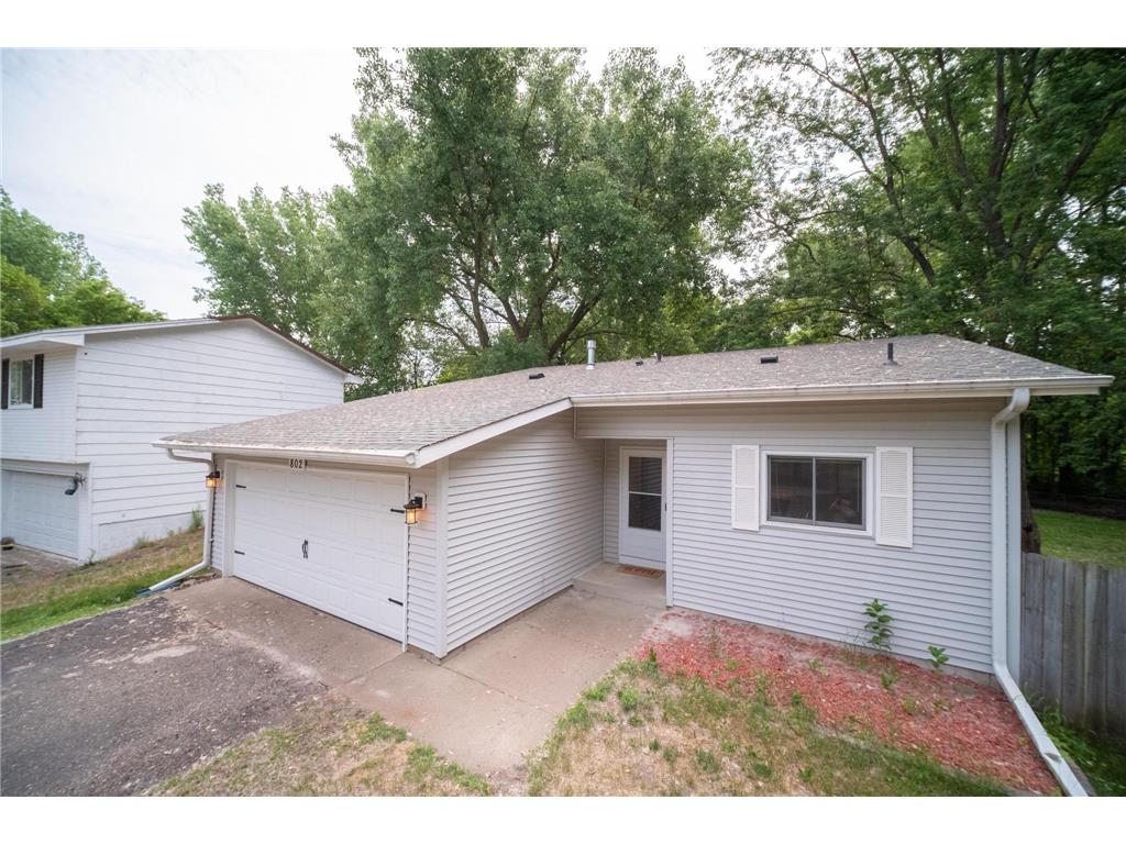 802 104th Avenue NW Coon Rapids MN 55433 6383872 image1