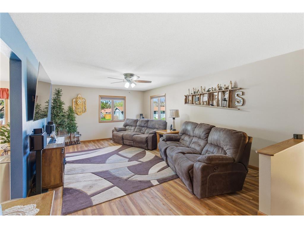 802 1st Street SW Madelia MN 56062 7069397 image4