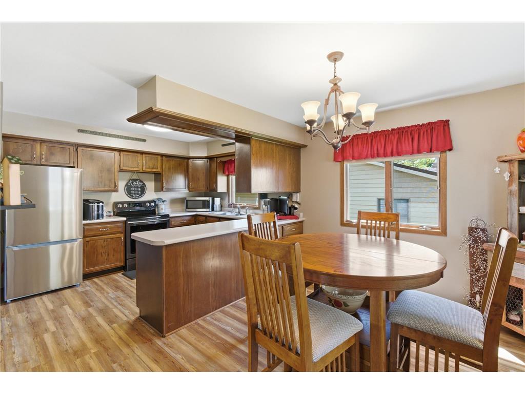 802 1st Street SW Madelia MN 56062 7069397 image7