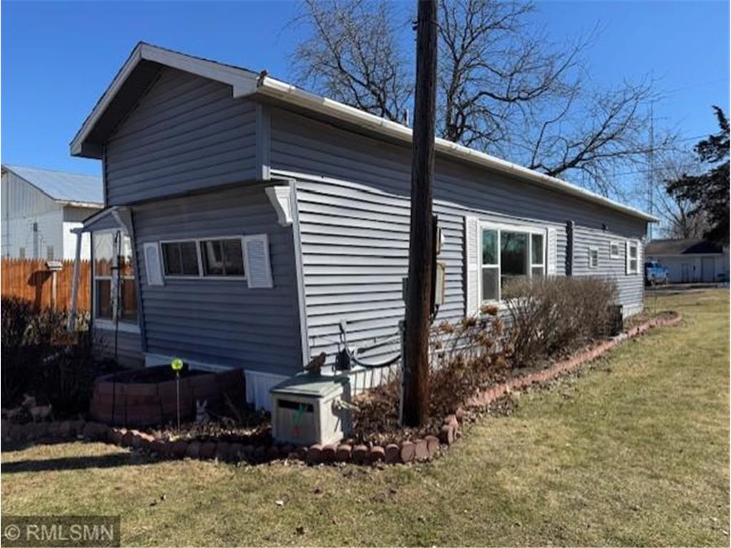 802 4th Street Pepin WI 54759 7040677 image2