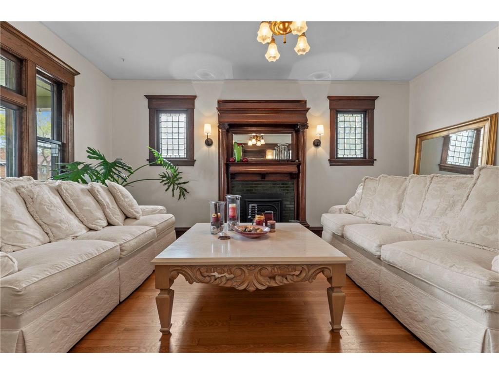 802 Ashland Avenue Saint Paul MN 55104 7070633 image20
