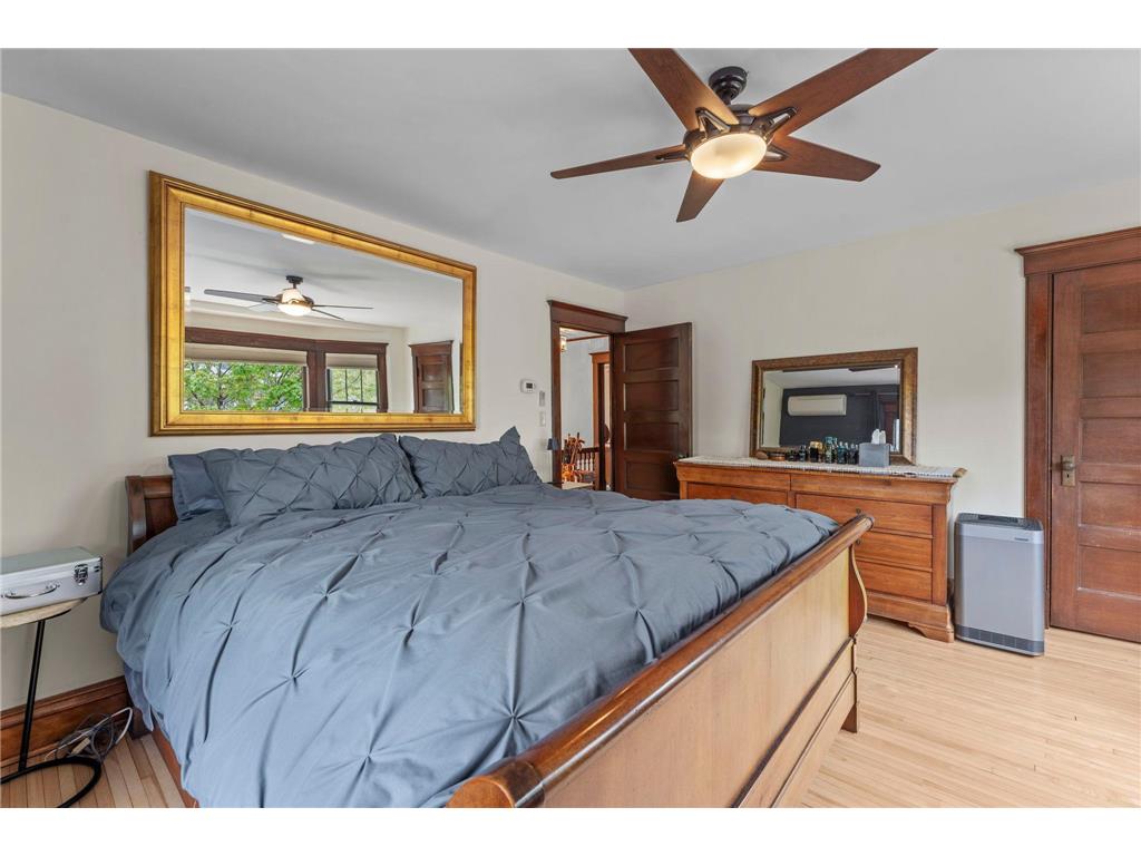 802 Ashland Avenue Saint Paul MN 55104 7070633 image42