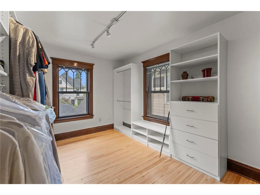 802 Ashland Avenue Saint Paul MN 55104 7070633 image43