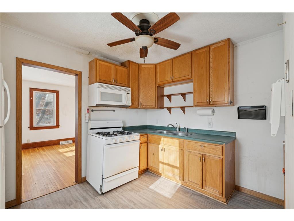 802 Howell Street N Saint Paul MN 55104 7000261 image10