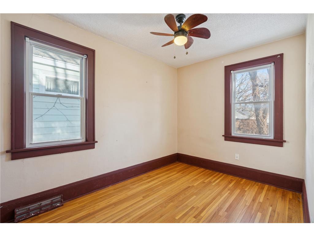 802 Howell Street N Saint Paul MN 55104 7000261 image14