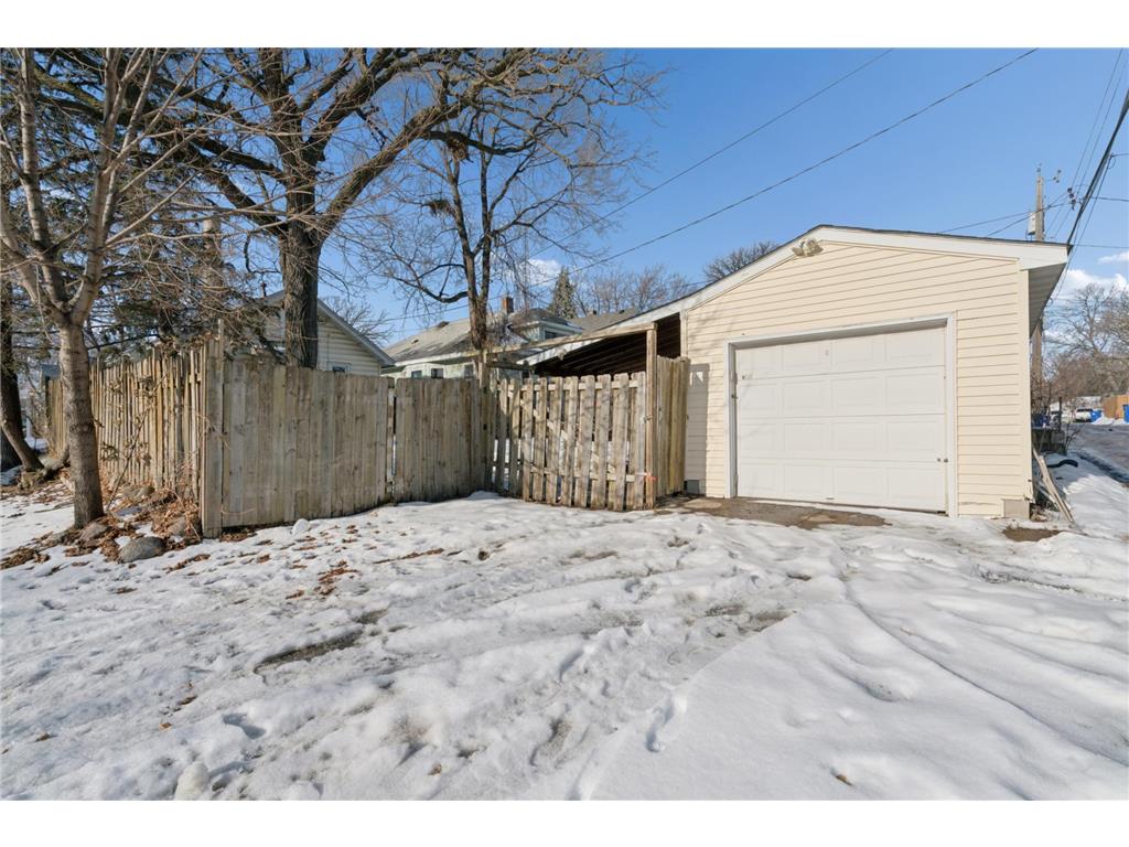 802 Howell Street N Saint Paul MN 55104 7000261 image23