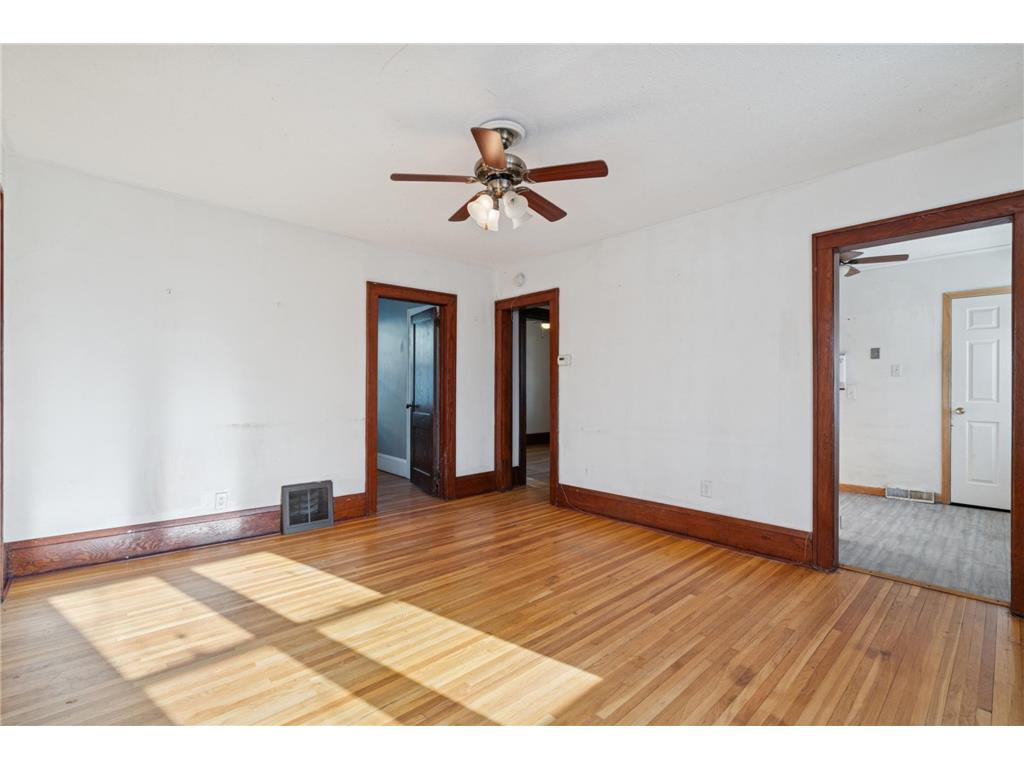 802 Howell Street N Saint Paul MN 55104 7000261 image6