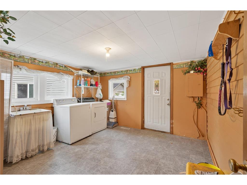 802 N 2nd Street Princeton MN 55371 6806340 image32