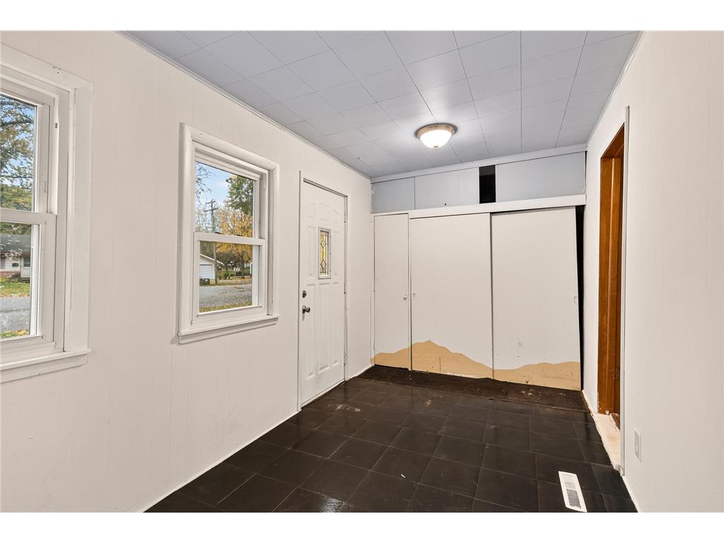 802 N 2nd Street Princeton MN 55371 7021493 image6