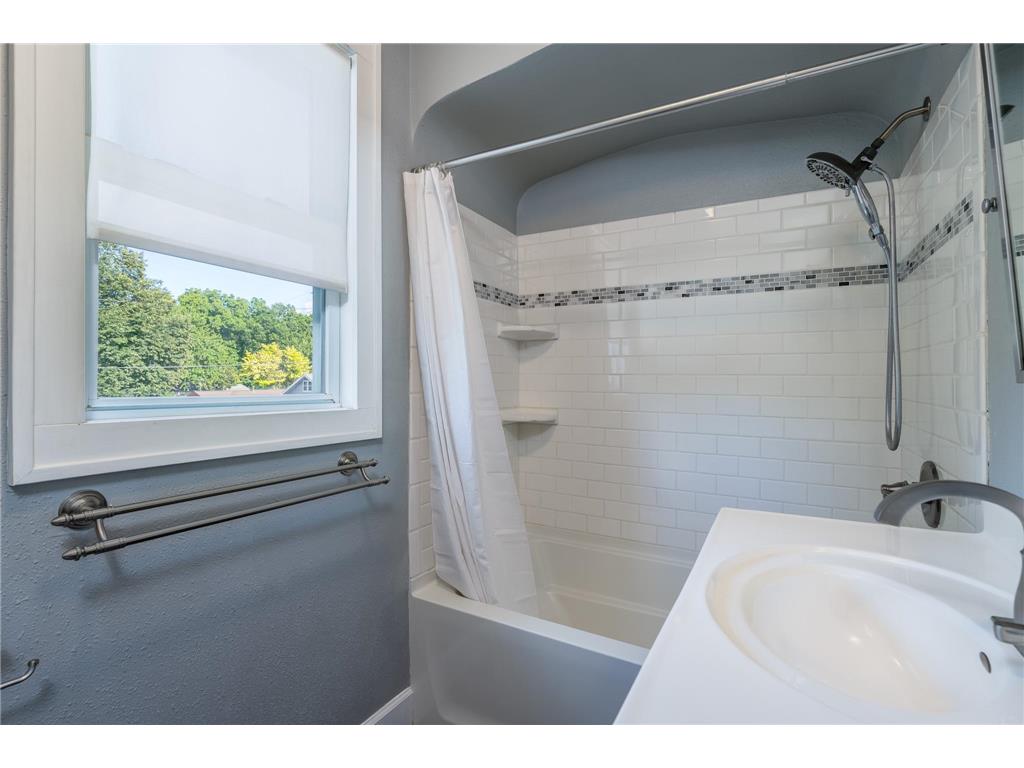 802 Range Street North Mankato MN 56003 7108019 image30