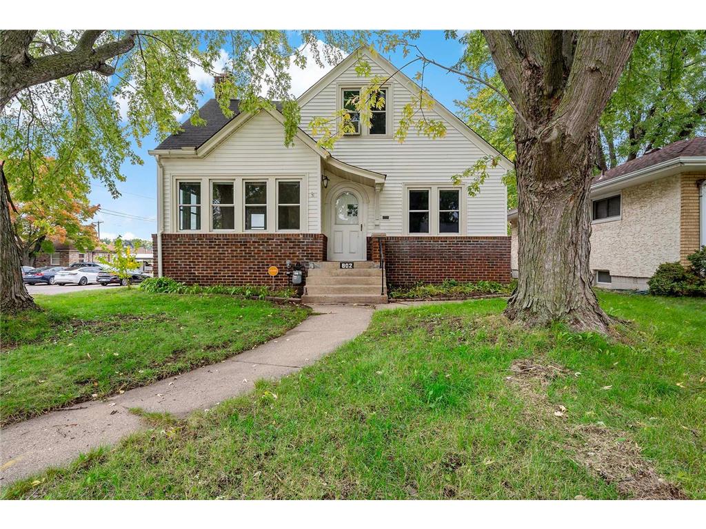 802 Wheelock Parkway E Saint Paul MN 55106 6414814 image1