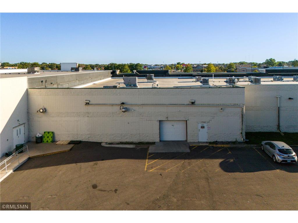 8024 Brooklyn Boulevard Brooklyn Park MN 55445 6613911 image5