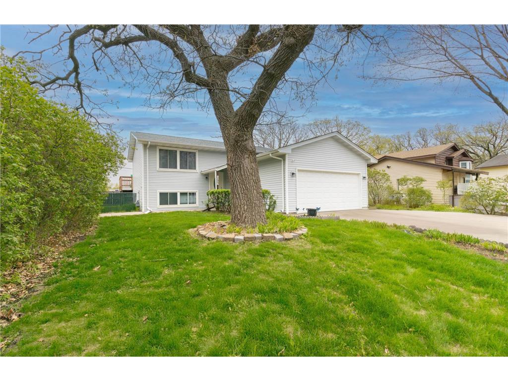 8024 Irving Avenue N Brooklyn Park MN 55444 6708355 image1