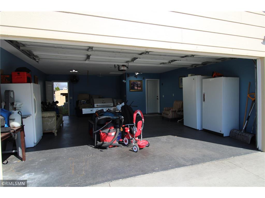 8024 James Avenue N Brooklyn Park MN 55444 7060372 image21