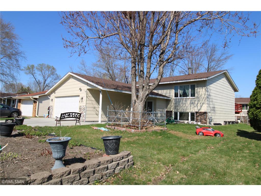 8024 James Avenue N Brooklyn Park MN 55444 7060372 image3