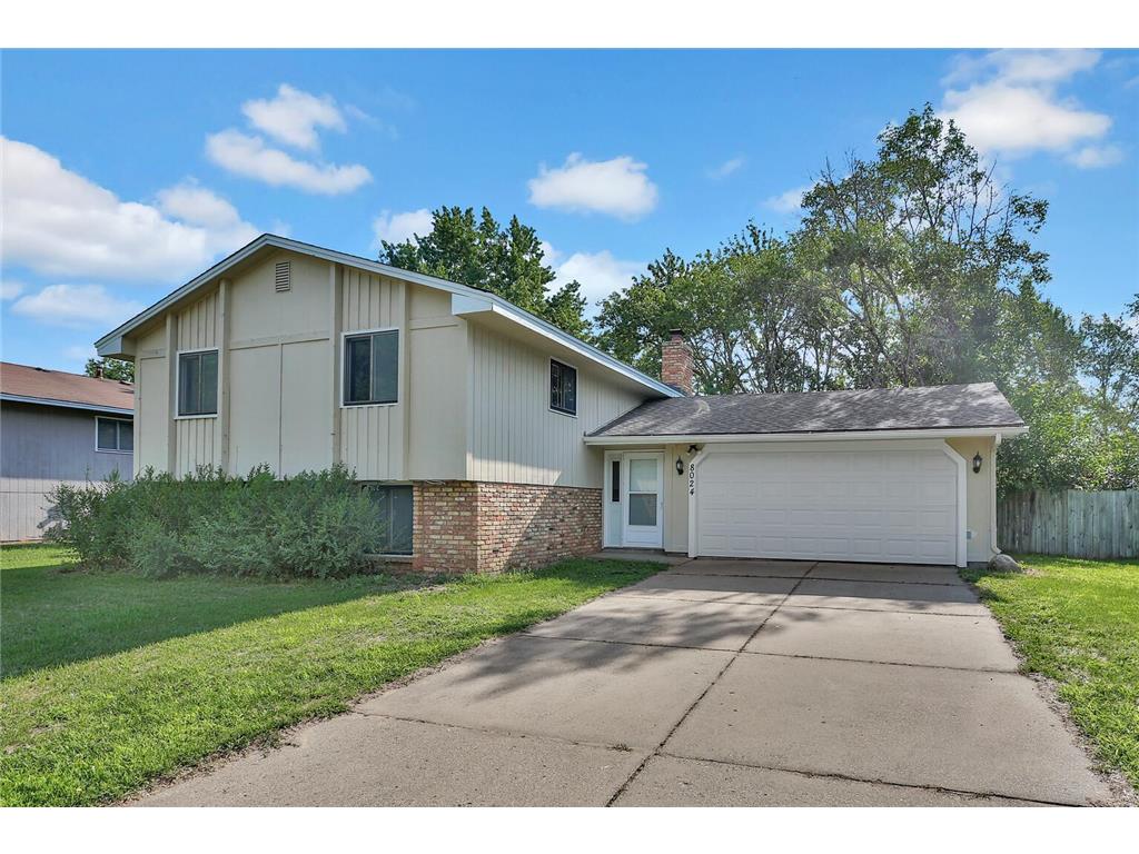 8024 Sierra Parkway Brooklyn Park MN 55444 6412023 image1