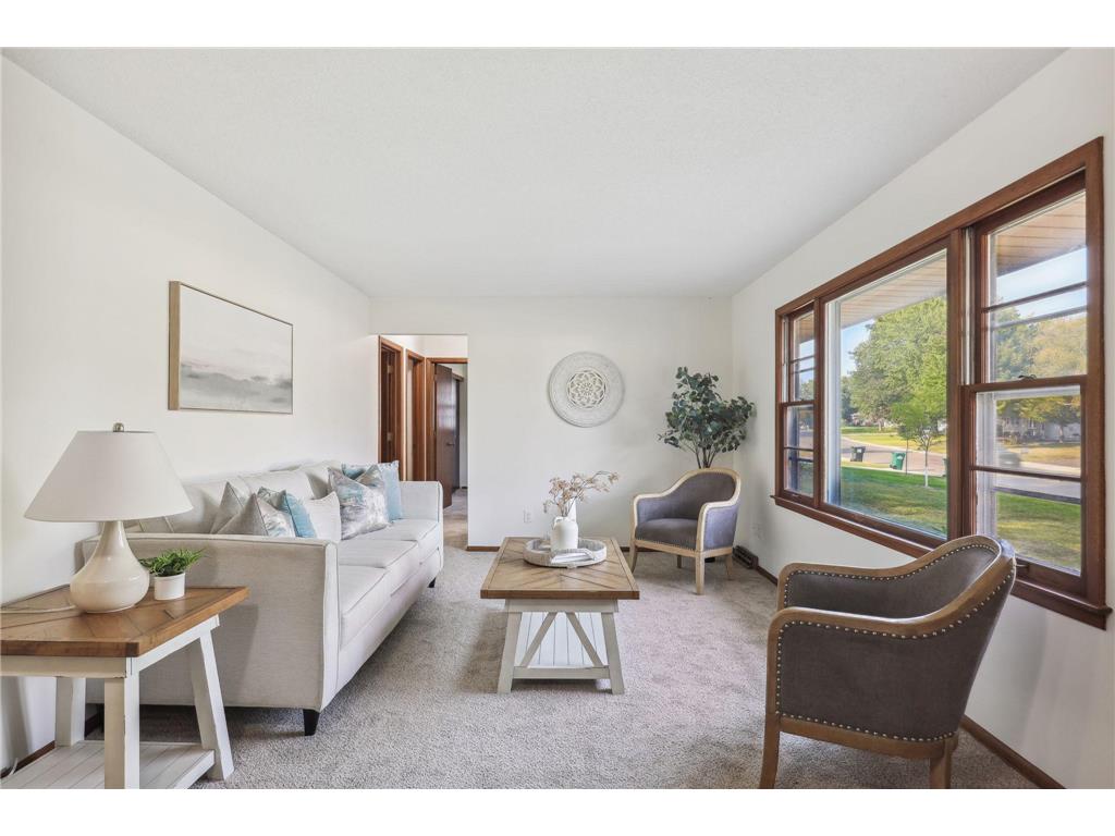 8025 Russell Avenue N Brooklyn Park MN 55444 6600533 image1