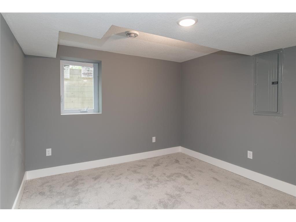 8025 W 26th Street Saint Louis Park MN 55426 7062837 image27
