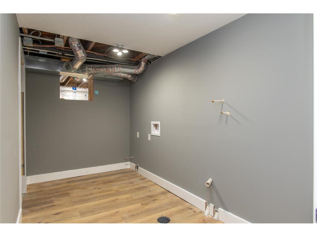 8025 W 26th Street Saint Louis Park MN 55426 7062837 image28