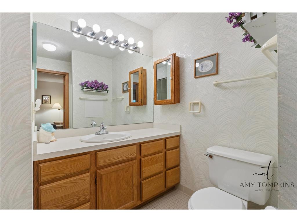 8025 Xerxes Avenue S #112 Bloomington MN 55431 7070345 image13