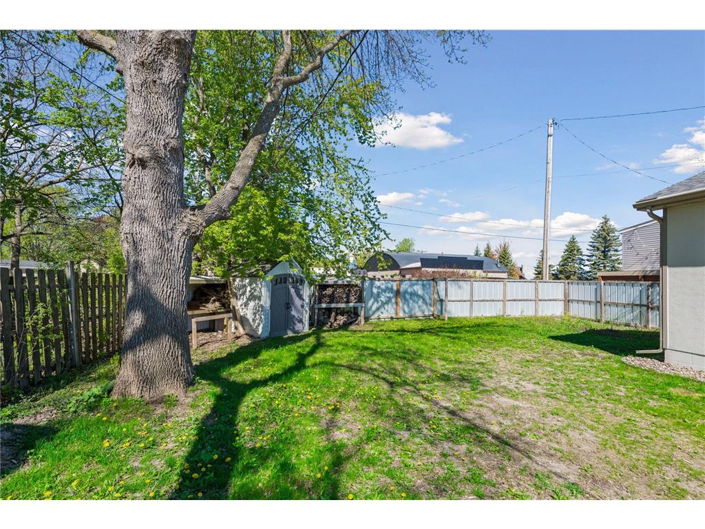8026 Rose Street Victoria MN 55386 6711203 image40