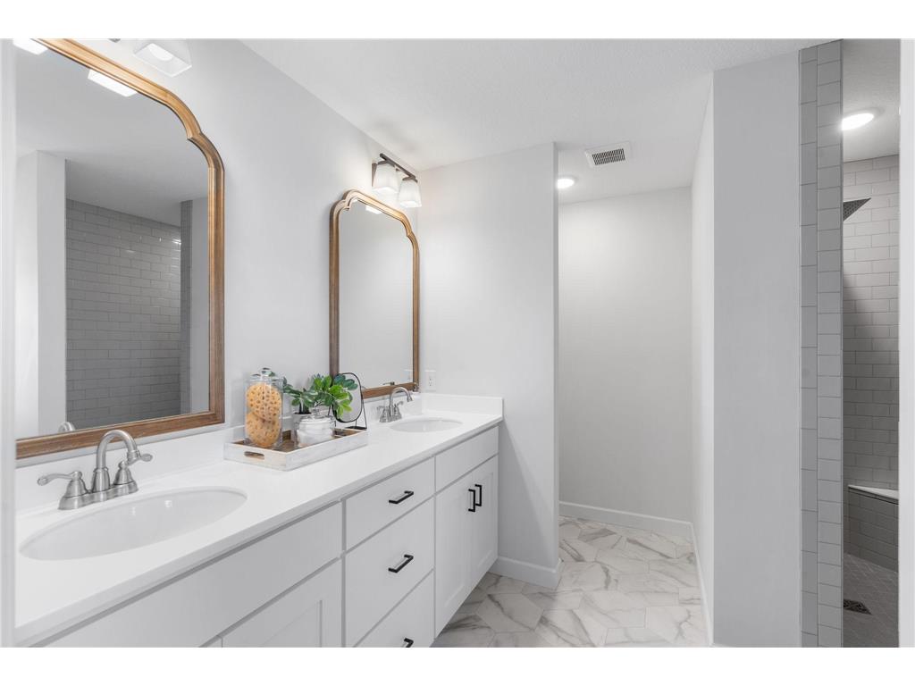 8027 180th Street W Lakeville MN 55044 6812693 image37