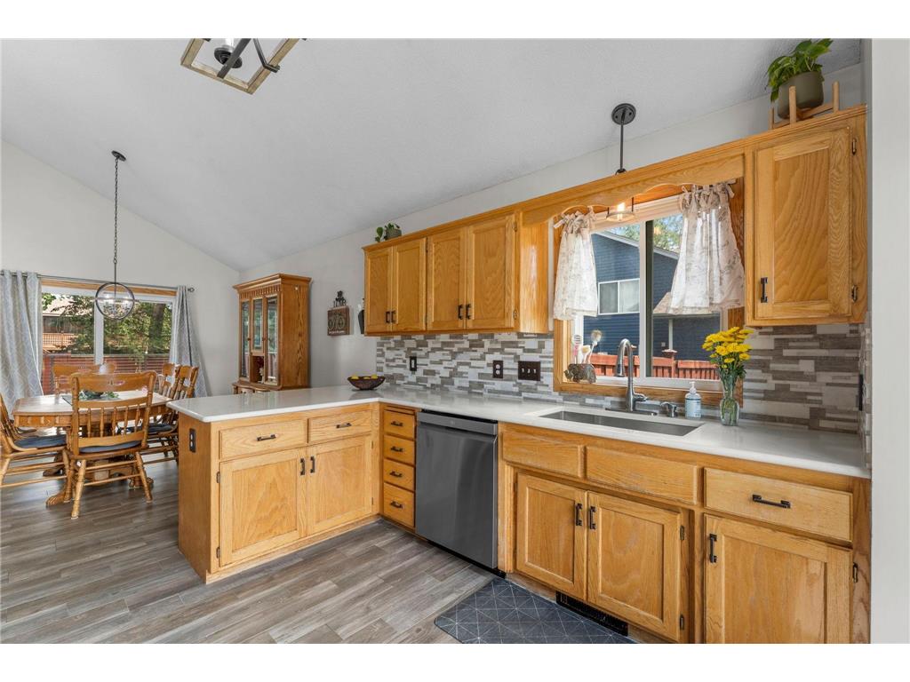 803 102nd Avenue NE Blaine MN 55434 7109411 image5