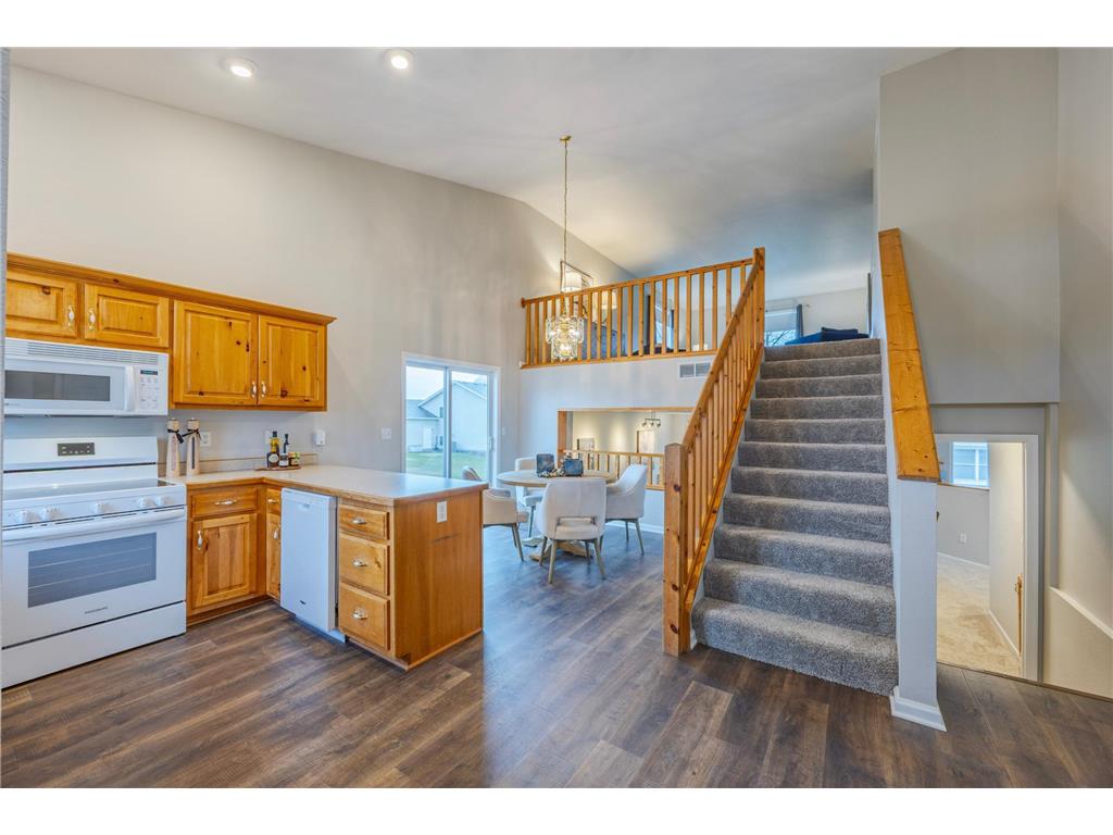 803 1st Street NW New Prague MN 56071 7040065 image1