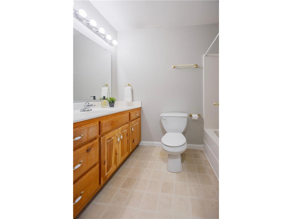 803 1st Street NW New Prague MN 56071 7040065 image15