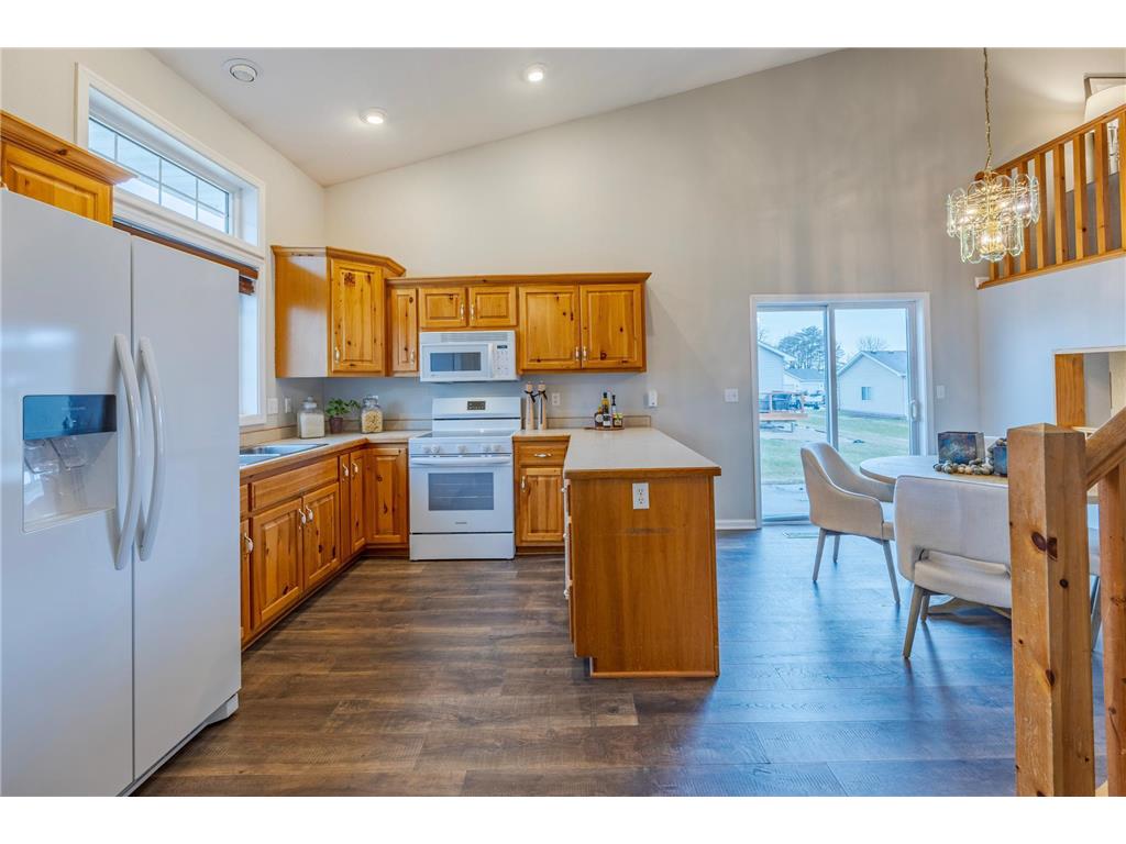 803 1st Street NW New Prague MN 56071 7040065 image4