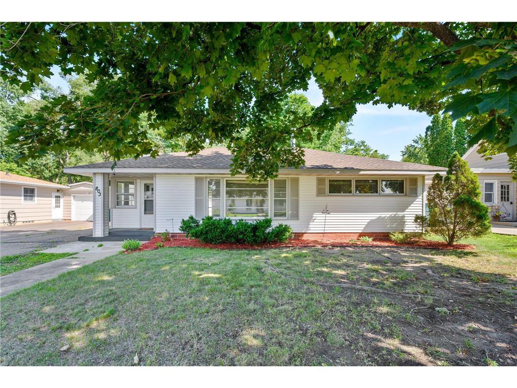 803 Laurel Avenue, Hudson, WI, 54016 MLS 6412366 Edina Realty