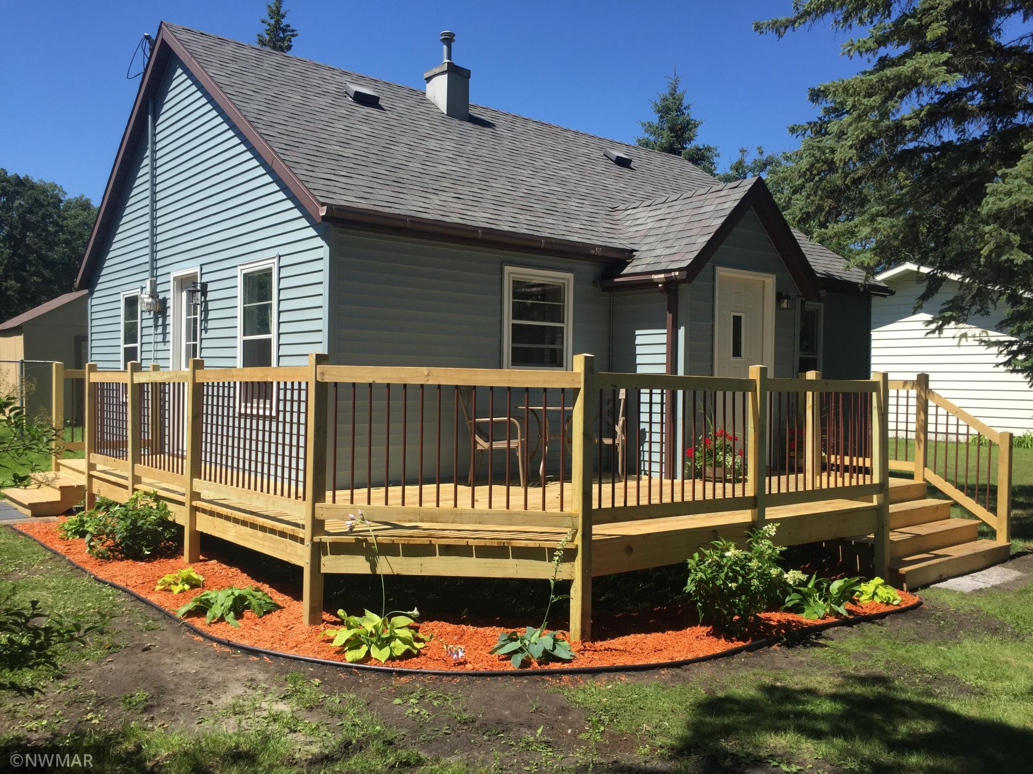 803 Main Street S, Karlstad, MN, 56732 MLS 5734616 Edina Realty