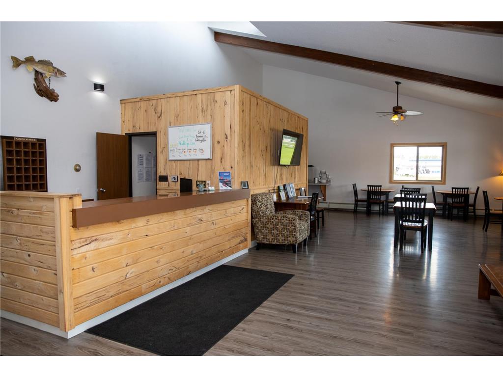803 Main Street W Baudette MN 56623 7090622 image6
